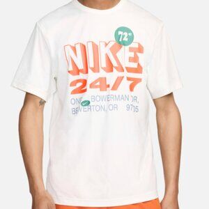 NWT Nike Hyverse Men's Dri-FIT UV Short-Sleeve Fitness Top Size Small